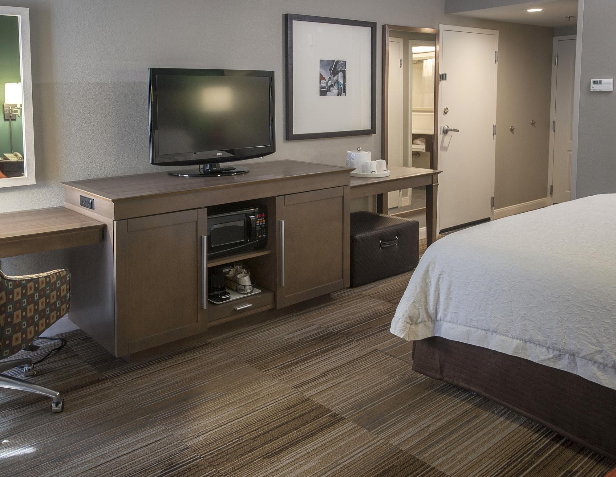 Hampton Inn New Orleans/St.Charles Ave Екстер'єр фото